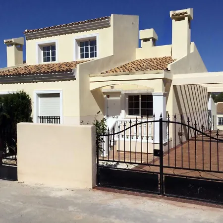 Chalets Alto De La Cometa *